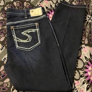 Silver Jeans, size 34 SUKI SUPER SKINNY fit. Professionally hemmed, see pic.